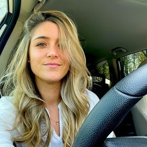 Meet your Posher, Gabrielle